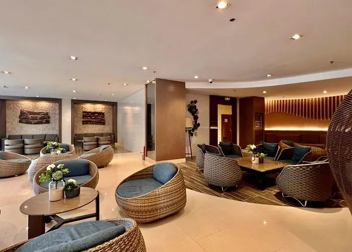Mall Of - Aseana Pasay Cheap Apartment Manila
